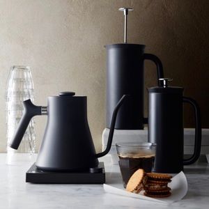 SOLD: Fellow Stagg EKG black Electric Pour-Over Kettle